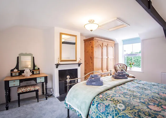 Flossys House -Uk35020